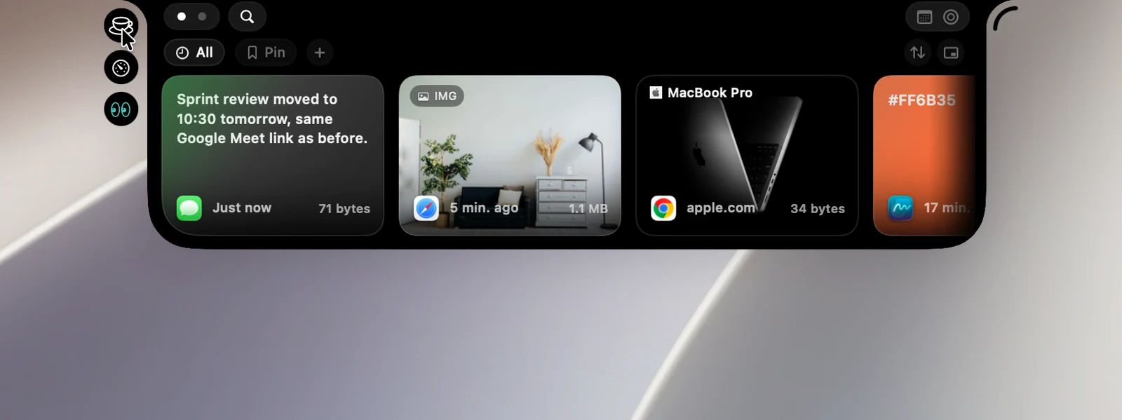 The open notch with two orbs: the Left orb column drops down on the left of the notch (Keep Awake, System Monitor, Eye Break), and the right orb is just a small arc in the top-right corner